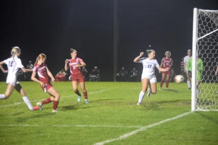 Fairmont dominates 5-0